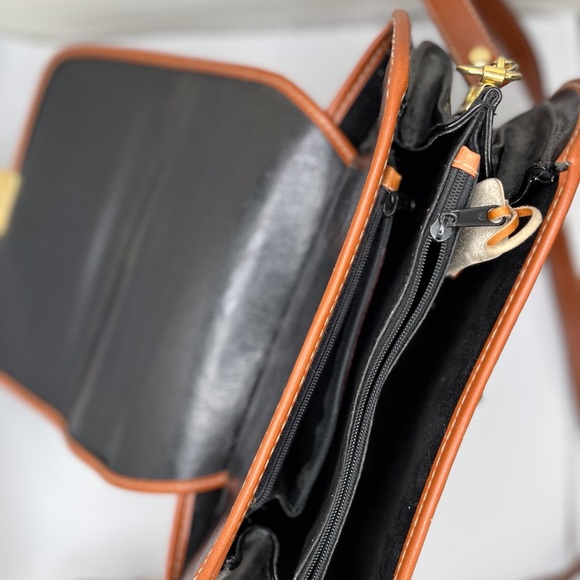 E Collection Leather bag in excellent condition. - Picture 3 of 8